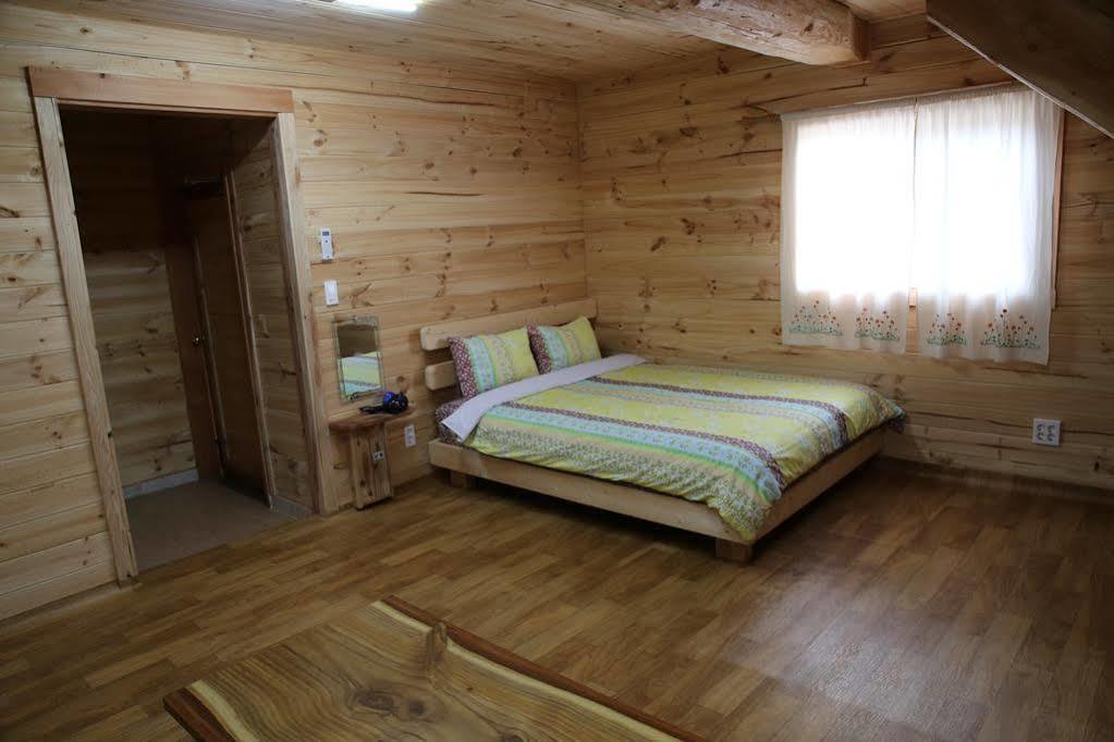 Log Park Dochidol Ranch Holiday home Jeju